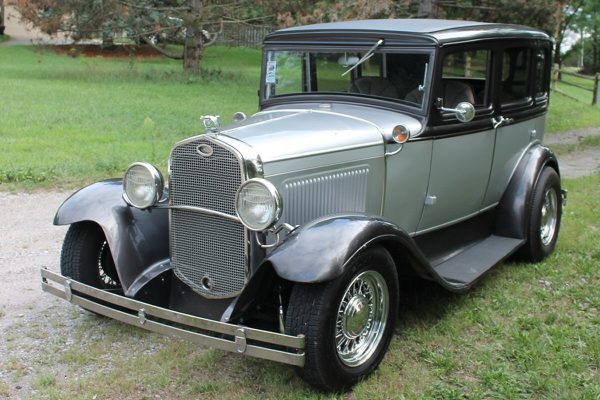1931_Ford_A-Model_Grey