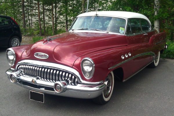 1953_Buick_Riviera_Red