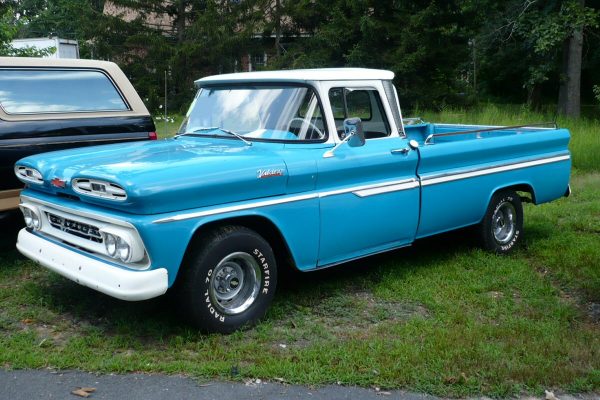 1961_Chevrolet_Pickup_Blue