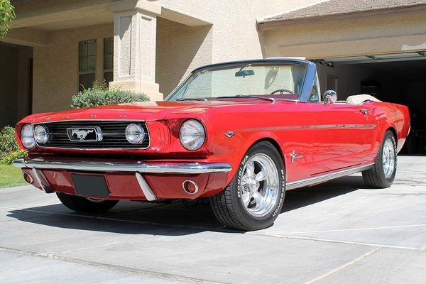 1966_Ford_Mustang_Red