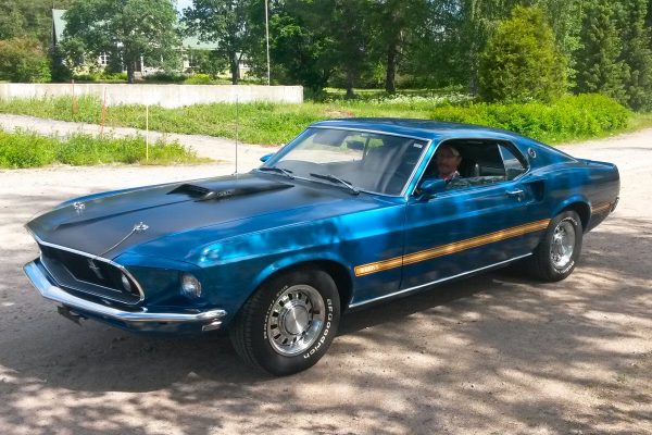 1969_Ford_Mustang_Blue