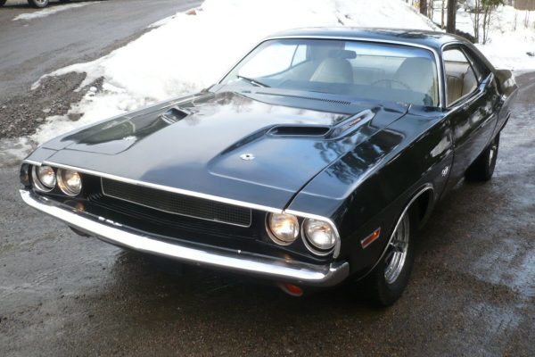 1970_Dodge_Challenger_Black