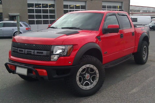 2012_Ford_F-150_Red