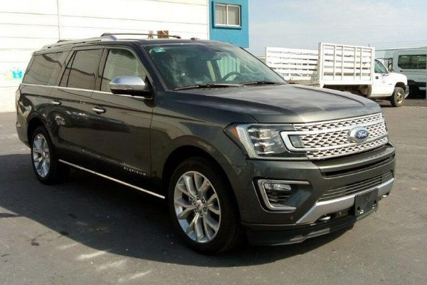 2018_Ford_Expedition_Grey