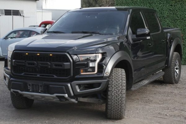 2018_Ford_F-150_Black (7)